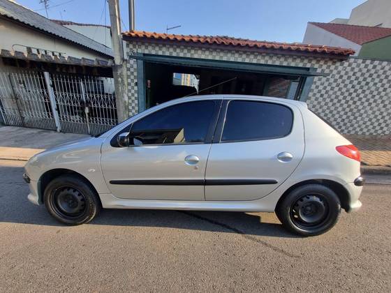 PEUGEOT 206 1.4 PRESENCE 8V FLEX 4P MANUAL